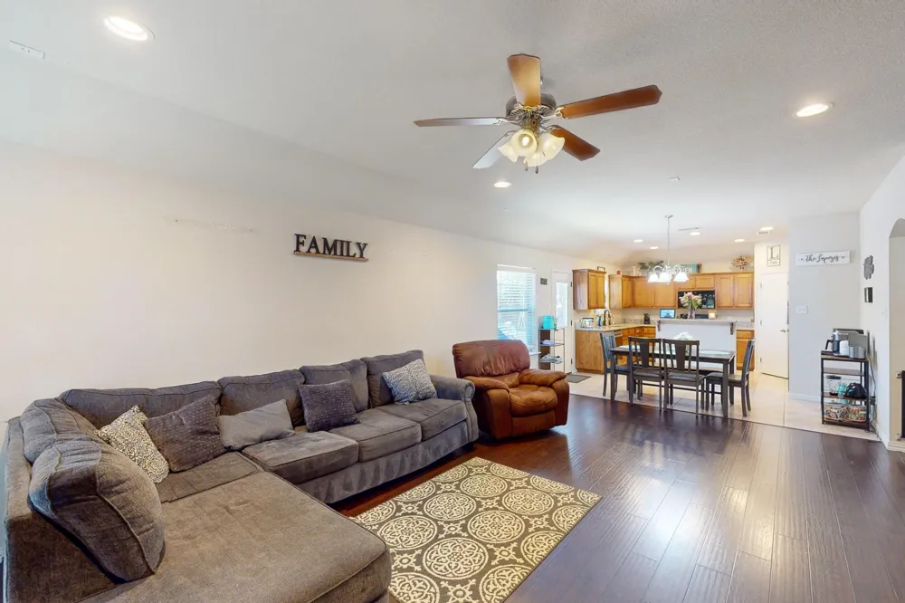 337 Grace Circle Hurst, TX 76053