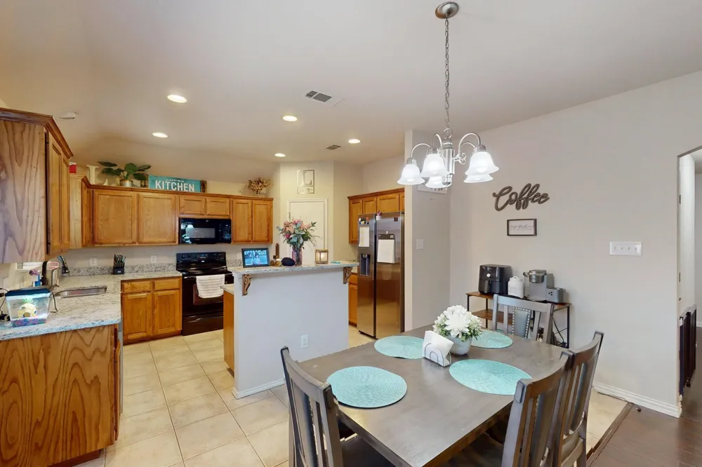 337 Grace Circle Hurst, TX 76053