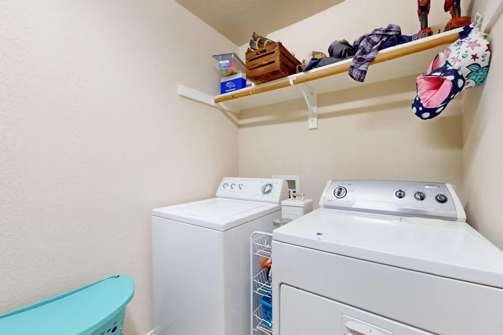 337 Grace Circle Hurst, TX 76053