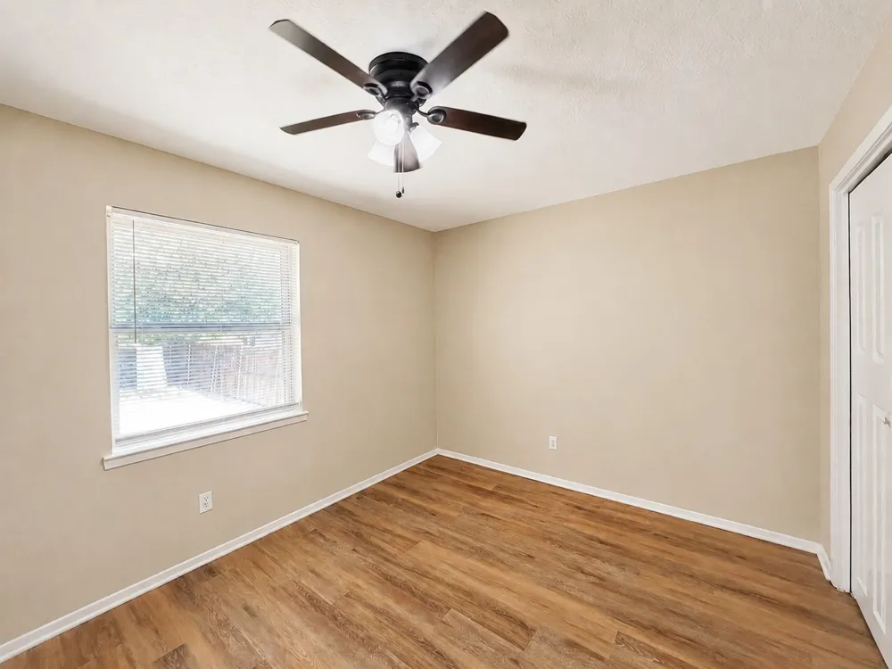 8136 Richard Street White Settlement, TX 76108
