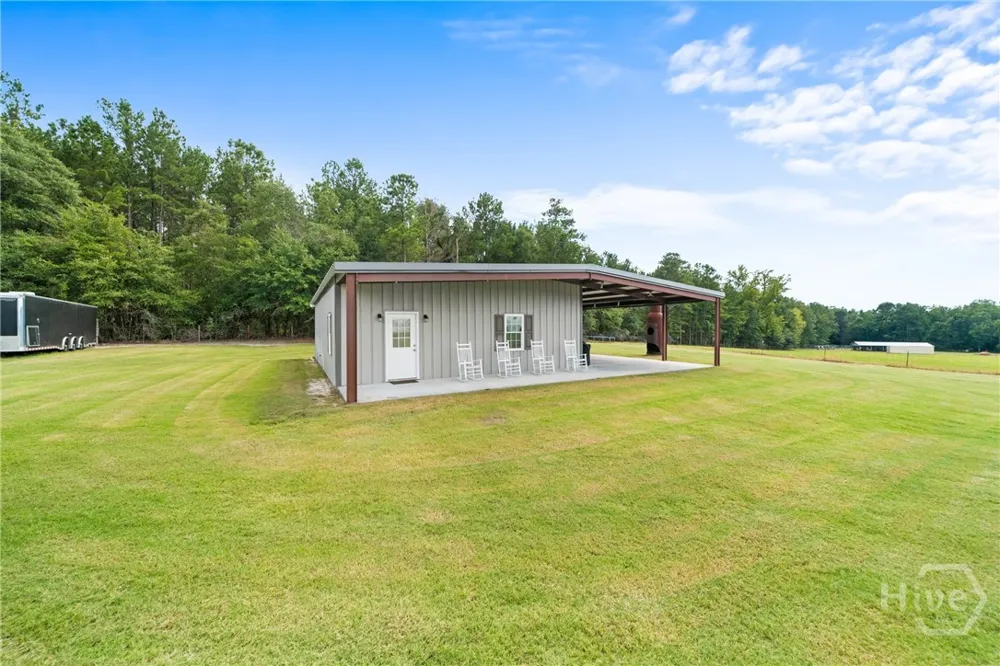 3964 GA-17 S Millen, GA 30442