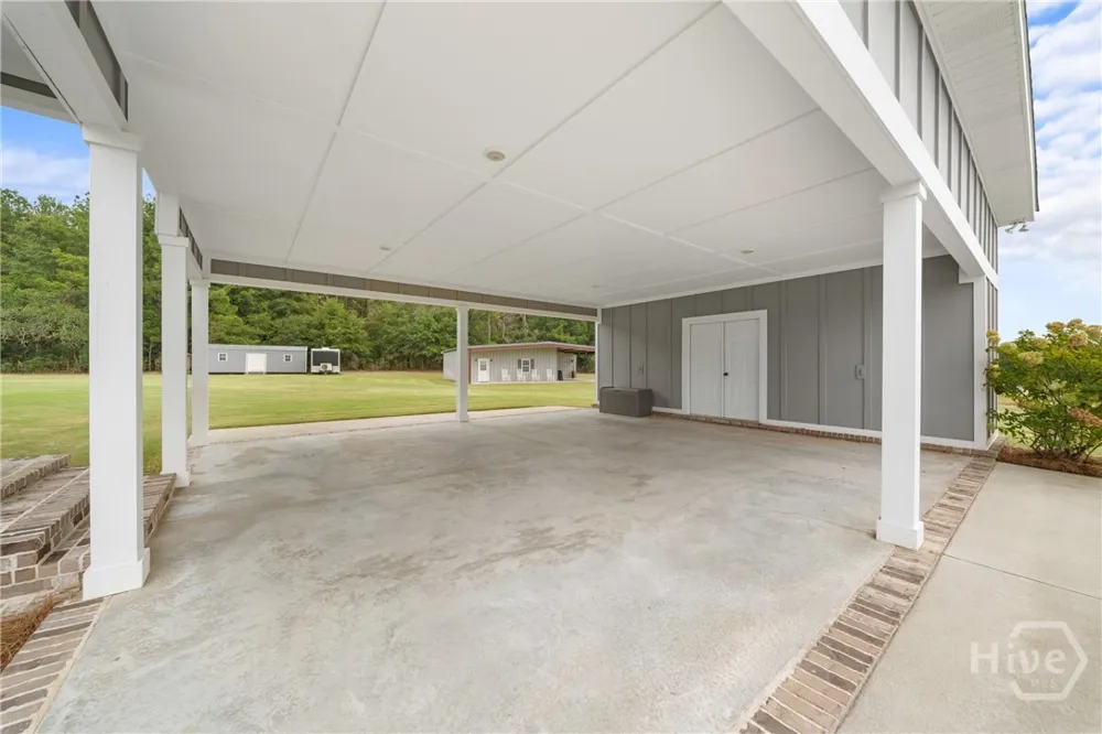 3964 GA-17 S Millen, GA 30442