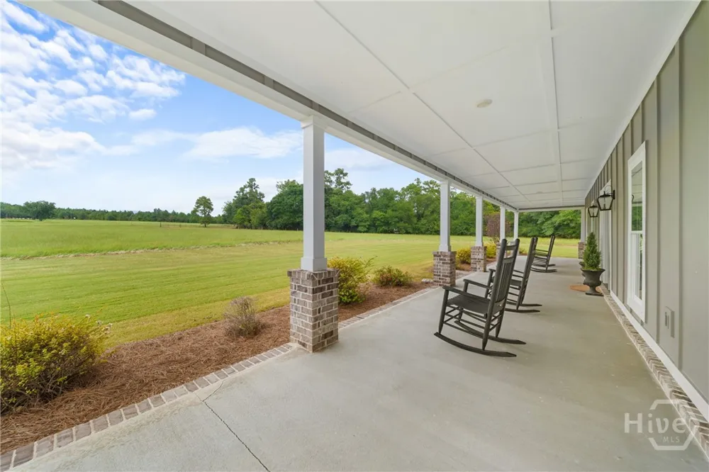 3964 GA-17 S Millen, GA 30442