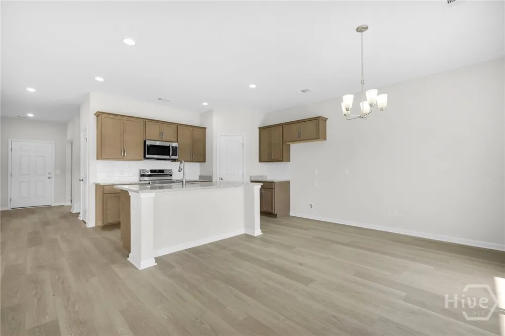124 Chilburn Circle Savannah, GA 31302