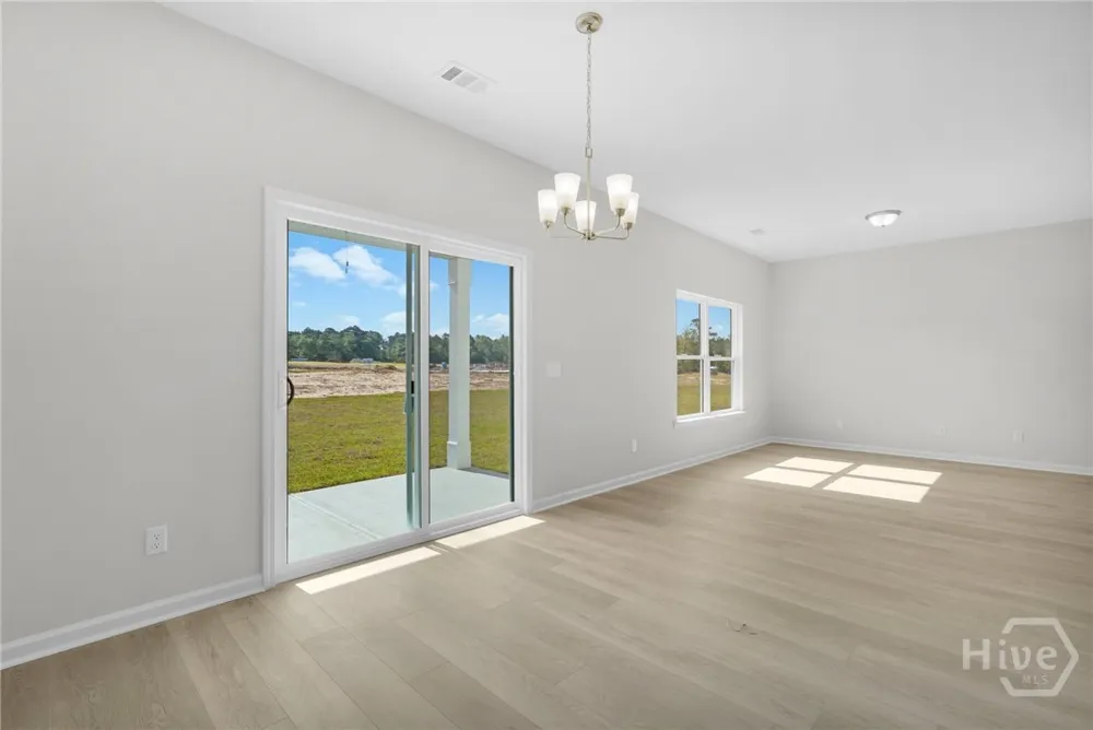 124 Chilburn Circle Savannah, GA 31302