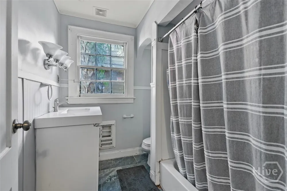 526 Durant Avenue Savannah, GA 31404