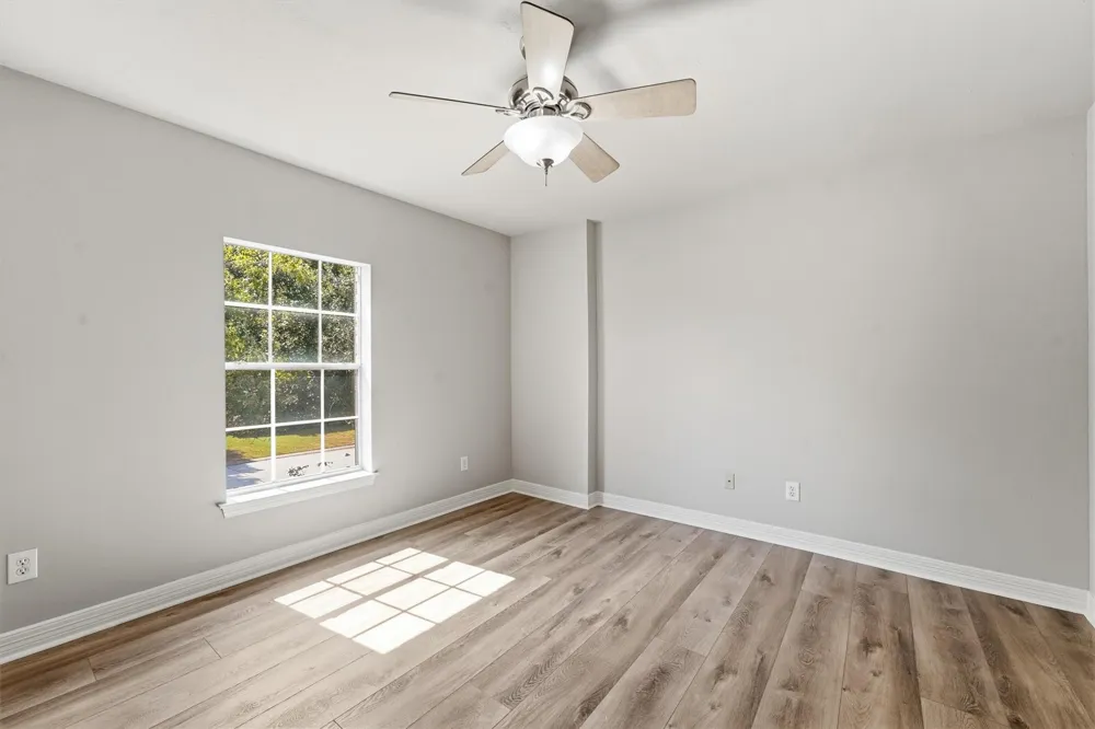 2443 Riverway Oak Drive Kingwood, TX 77345