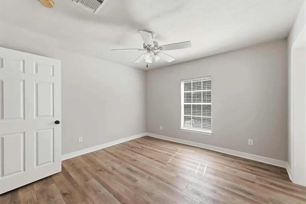 2443 Riverway Oak Drive Kingwood, TX 77345