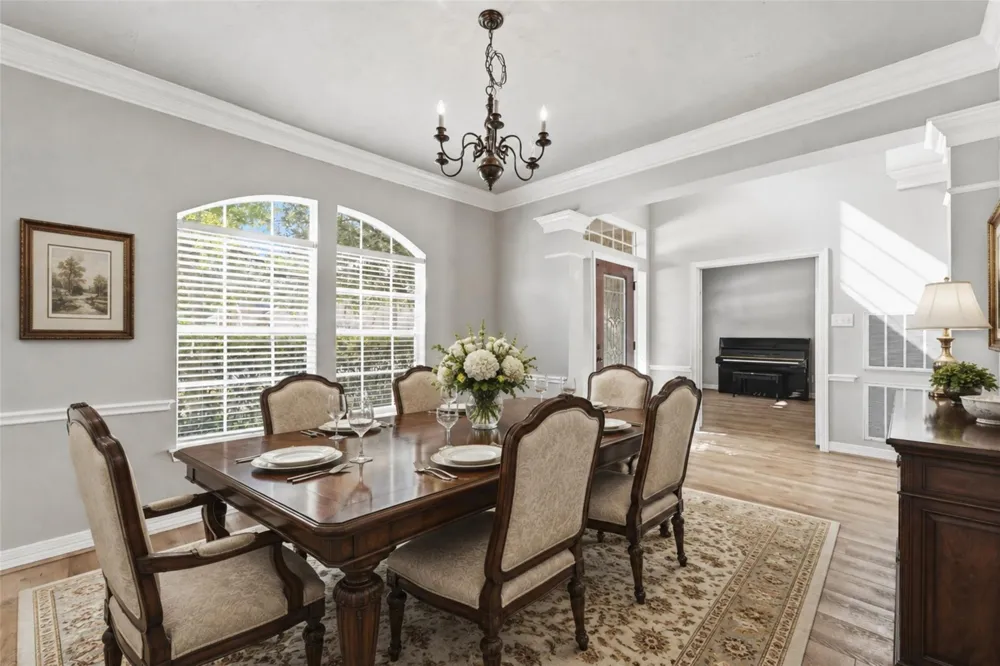 2443 Riverway Oak Drive Kingwood, TX 77345