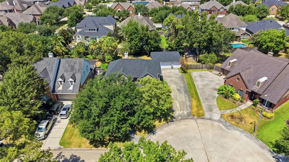 2443 Riverway Oak Drive Kingwood, TX 77345