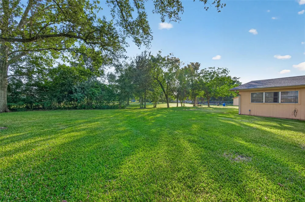 14438 Highway 36 Needville, TX 77461