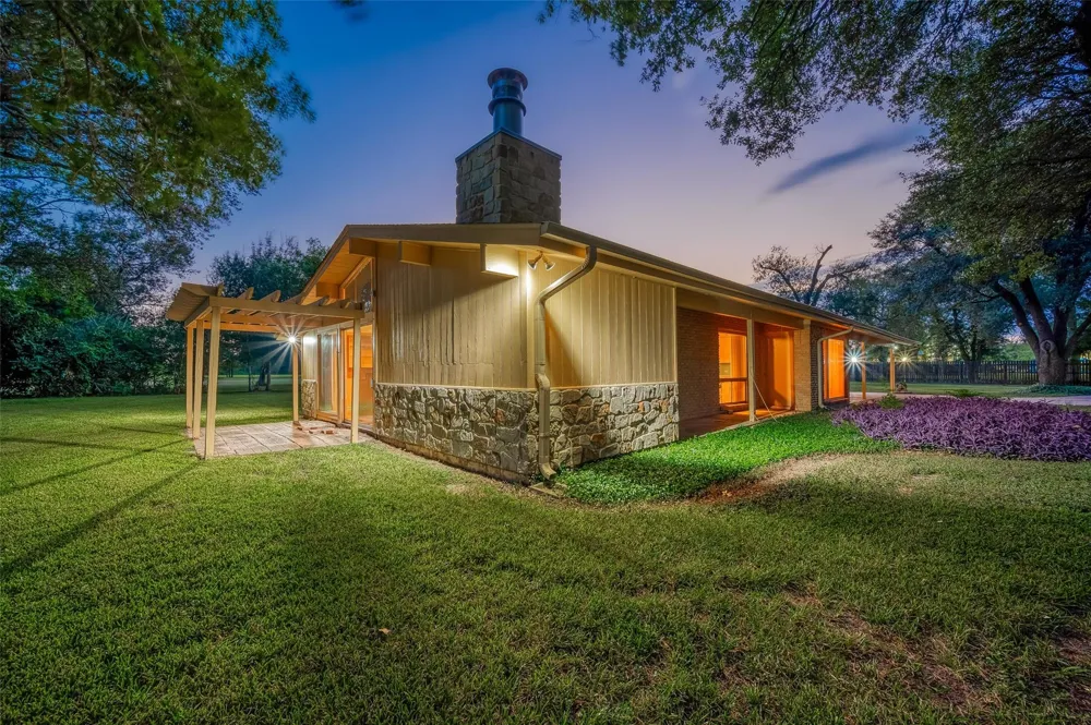 14438 Highway 36 Needville, TX 77461