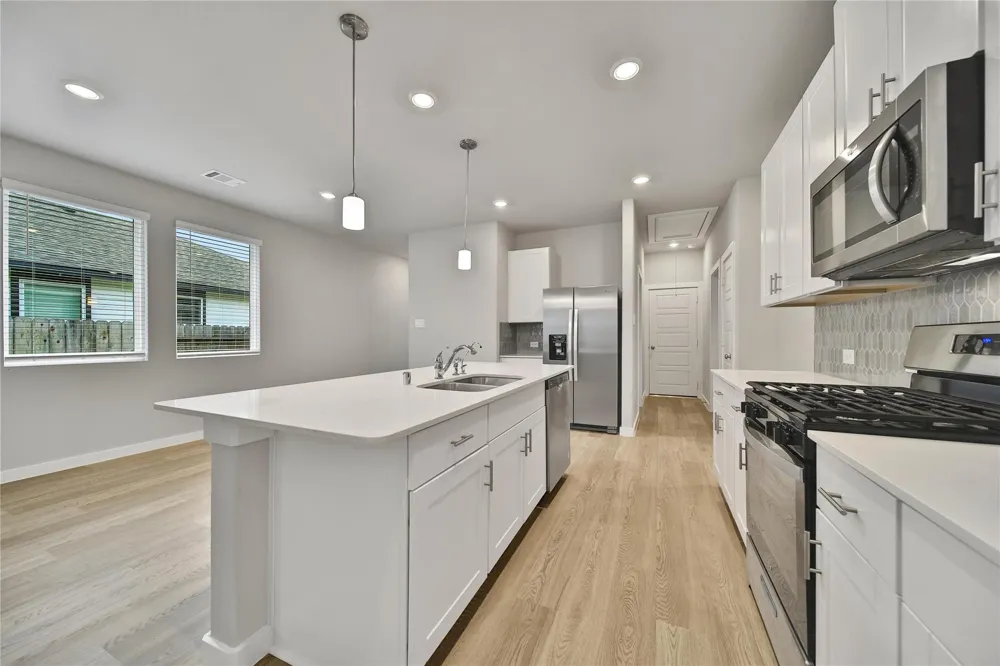 6609 Lahna Oak Drive Conroe, TX 77304
