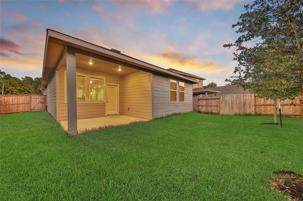 6609 Lahna Oak Drive Conroe, TX 77304