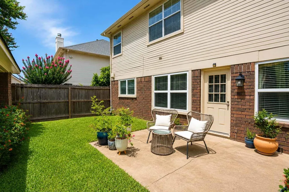 2306 Bent River Drive Sugar Land, TX 77479
