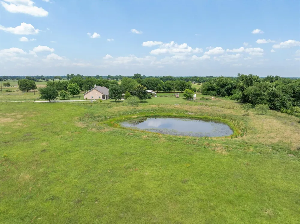 476 Lcr 640 Groesbeck, TX 76642