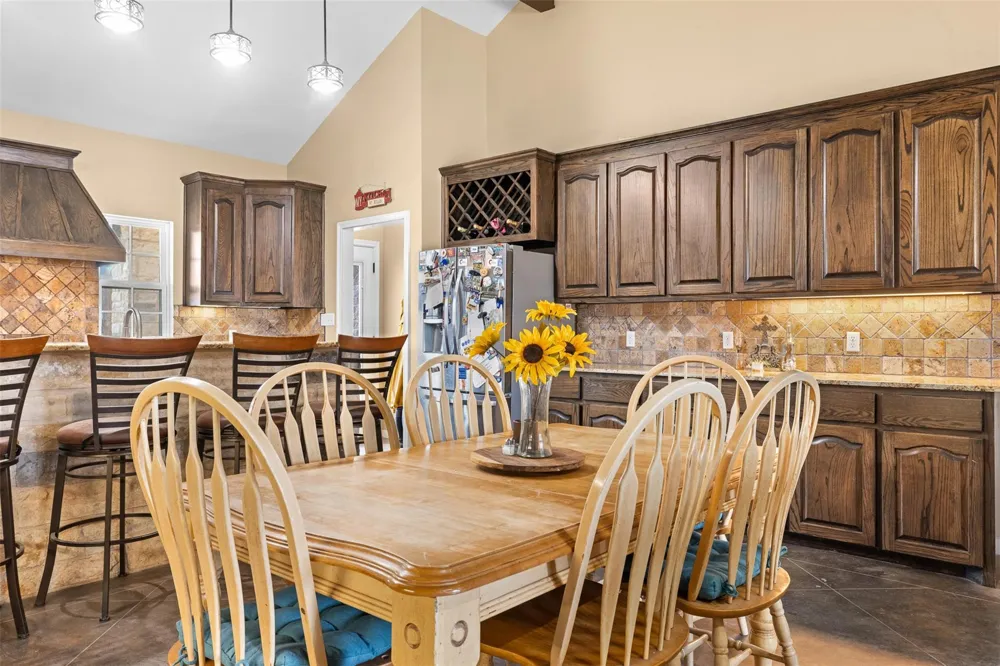 476 Lcr 640 Groesbeck, TX 76642
