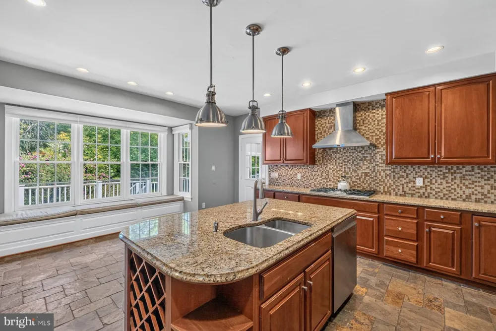 10117 MEYER POINT TERRACE Potomac, MD 20854