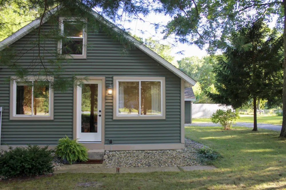 3429 W Giles Road Muskegon, MI 49445