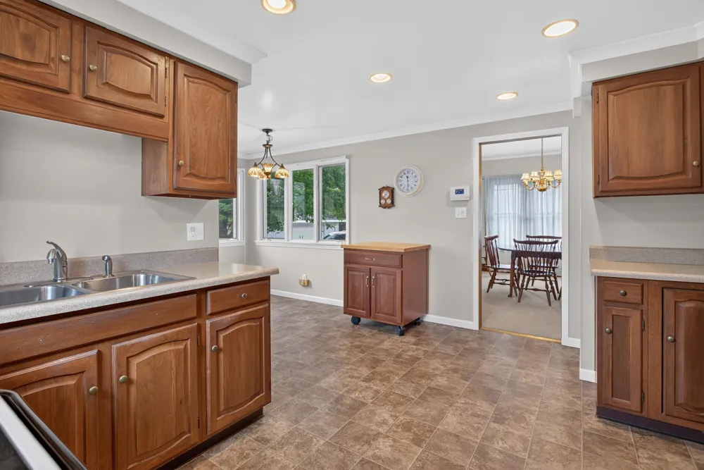 403 S Wisner Street Jackson, MI 49203