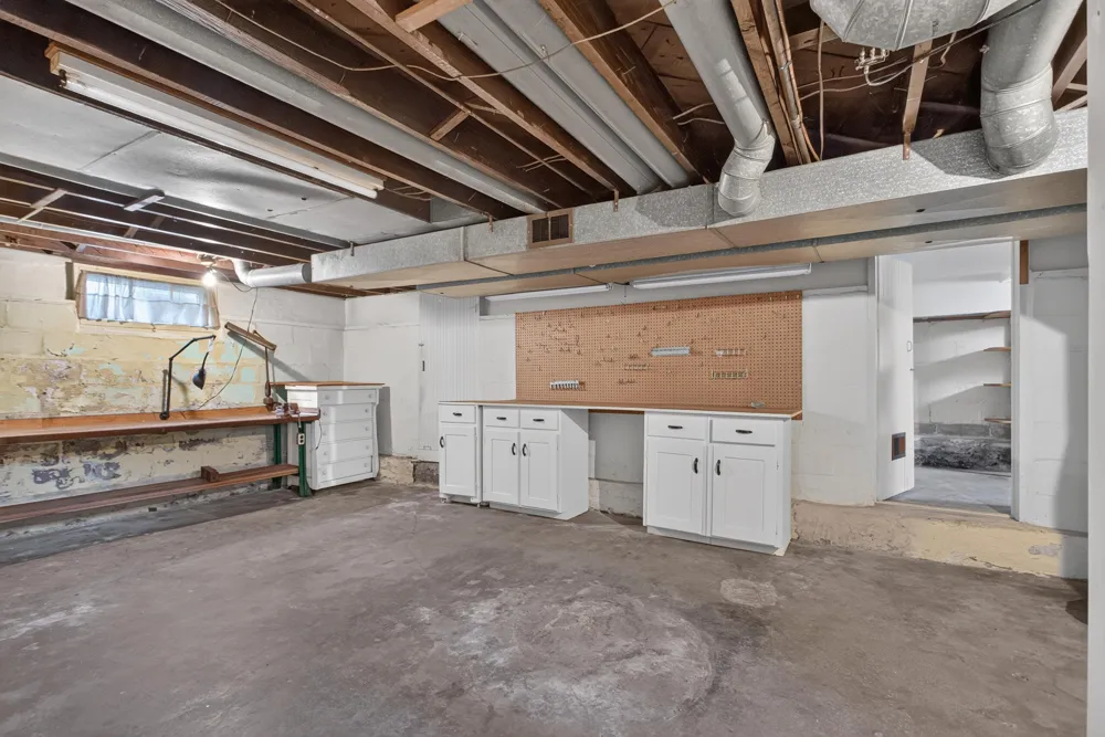 403 S Wisner Street Jackson, MI 49203