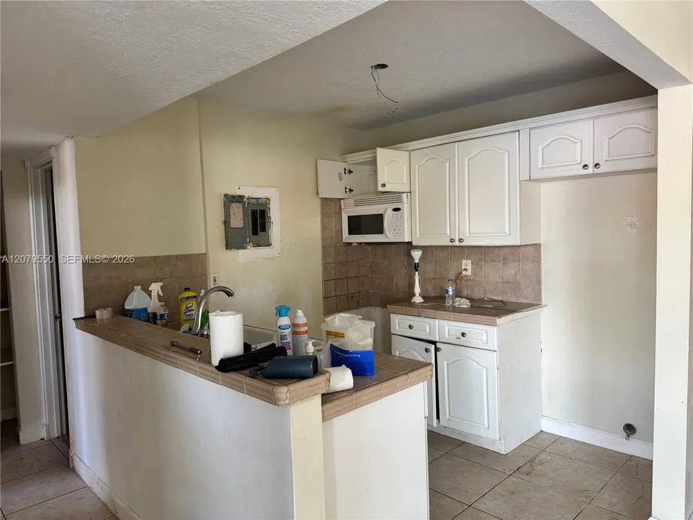 13390 NE 7th Ave #214 North Miami, FL 33161