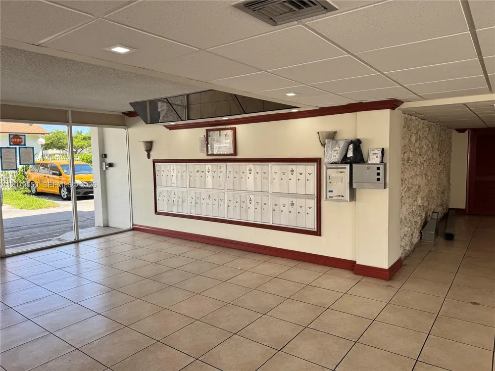 13390 NE 7th Ave #214 North Miami, FL 33161