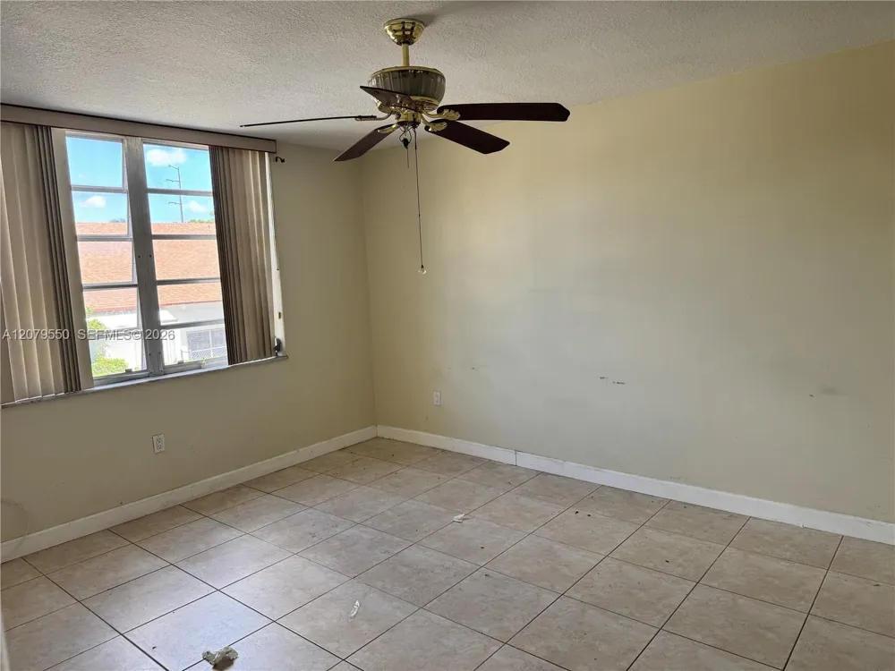 13390 NE 7th Ave #214 North Miami, FL 33161