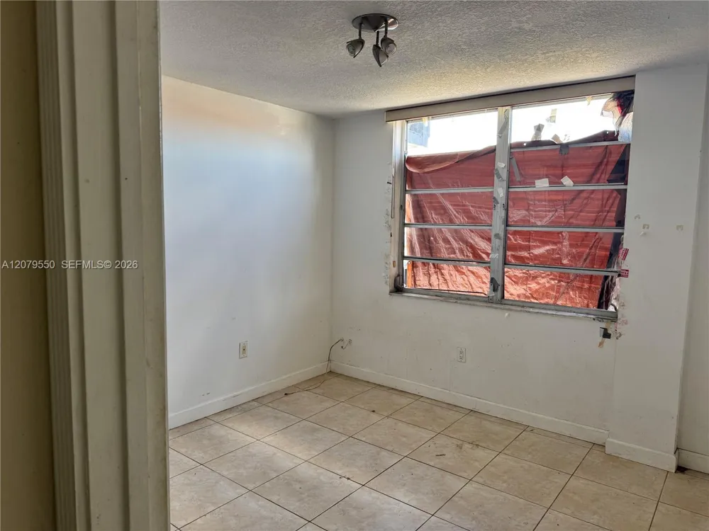 13390 NE 7th Ave #214 North Miami, FL 33161