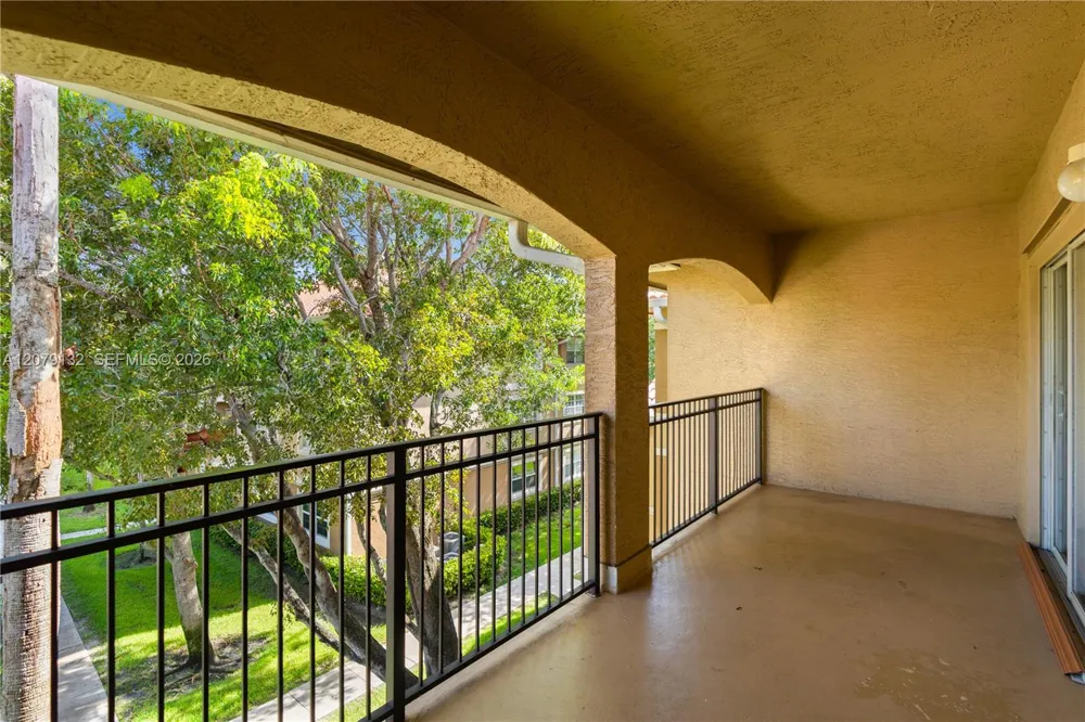 11701 SW 2nd St #5306 Pembroke Pines, FL 33025