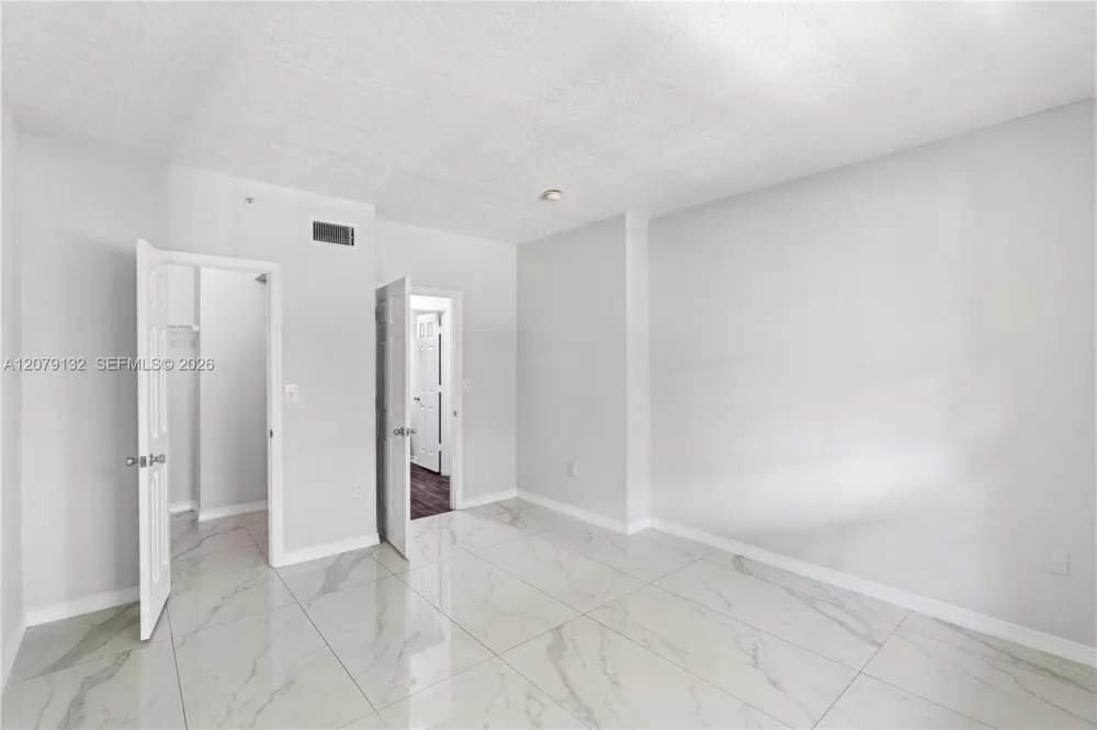 11701 SW 2nd St #5306 Pembroke Pines, FL 33025