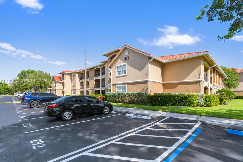 11701 SW 2nd St #5306 Pembroke Pines, FL 33025