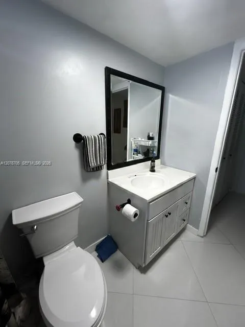 Address Not Shown Lauderdale Lakes, FL 33319