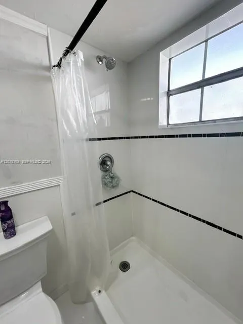 Address Not Shown Lauderdale Lakes, FL 33319