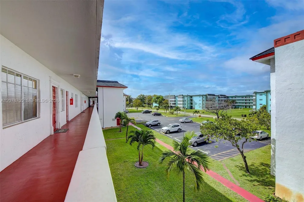 Address Not Shown Lauderdale Lakes, FL 33319