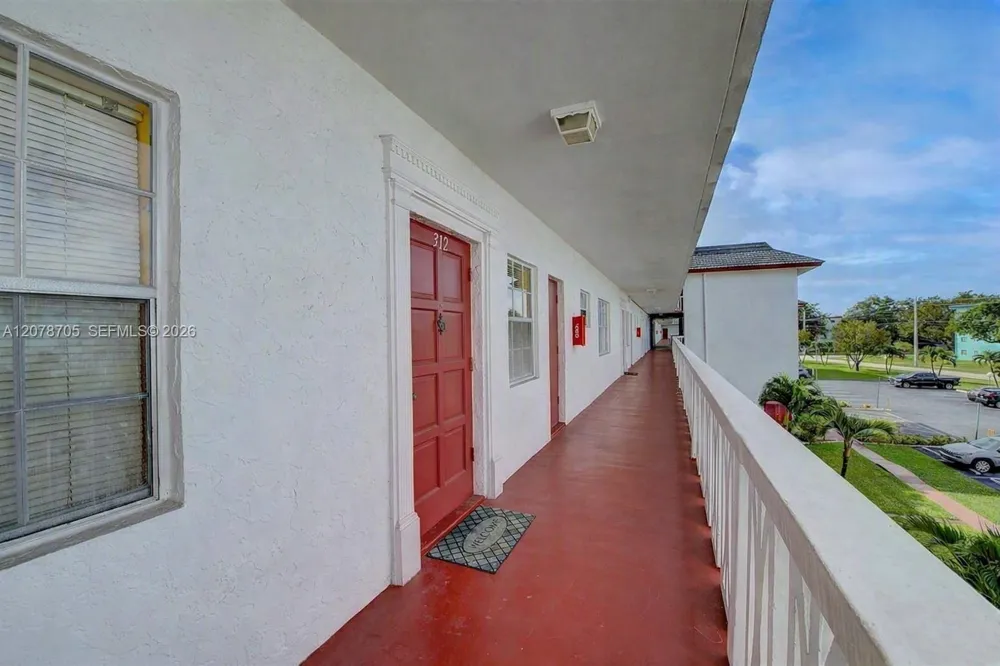 Address Not Shown Lauderdale Lakes, FL 33319