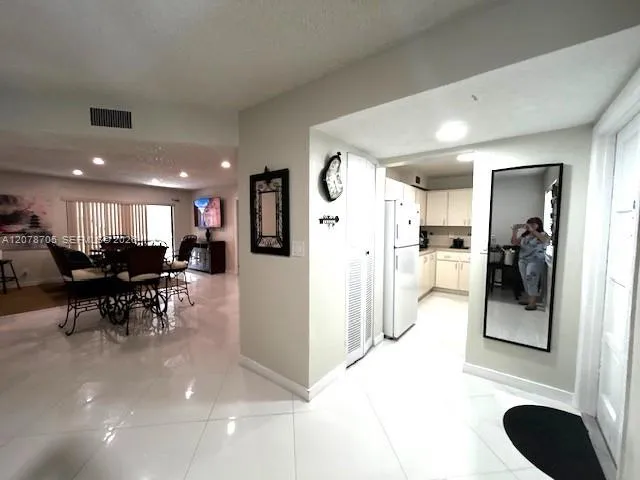 Address Not Shown Lauderdale Lakes, FL 33319