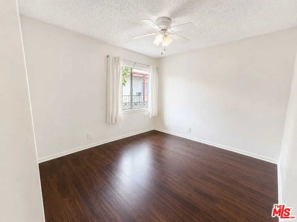 1208 W Adams Boulevard #9 Los Angeles, CA 90007