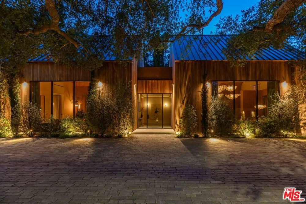 3405 Fryman Road Studio City, CA 91604