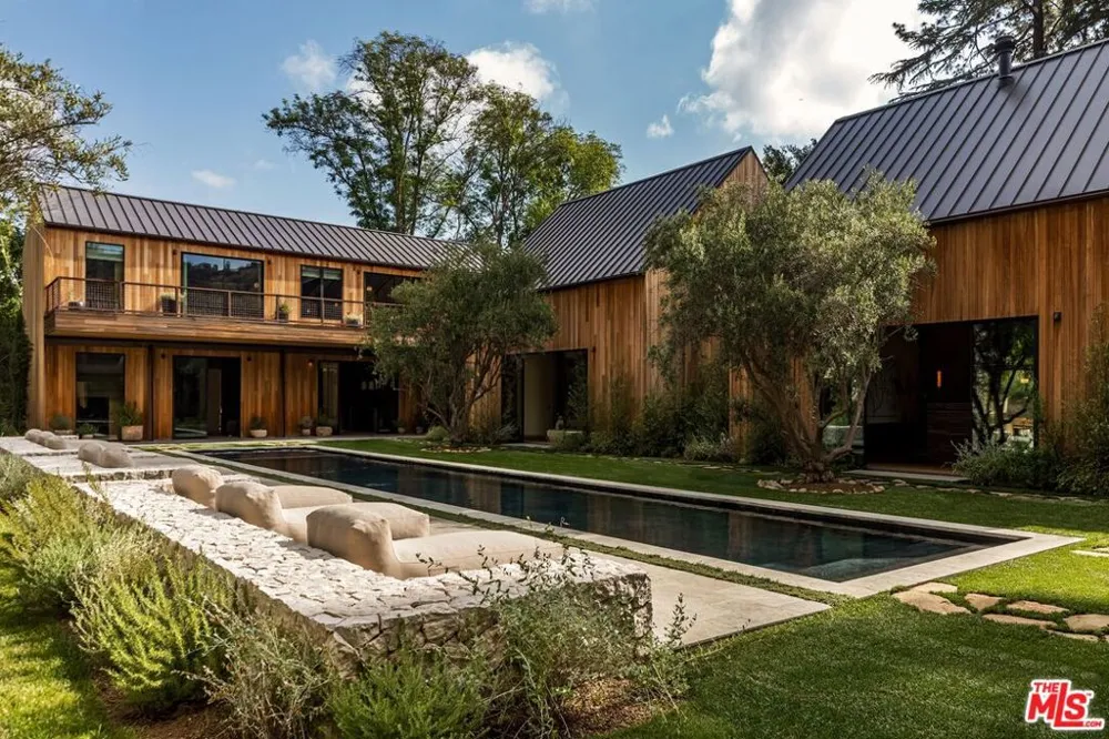 3405 Fryman Road Studio City, CA 91604