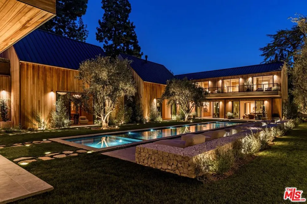 3405 Fryman Road Studio City, CA 91604