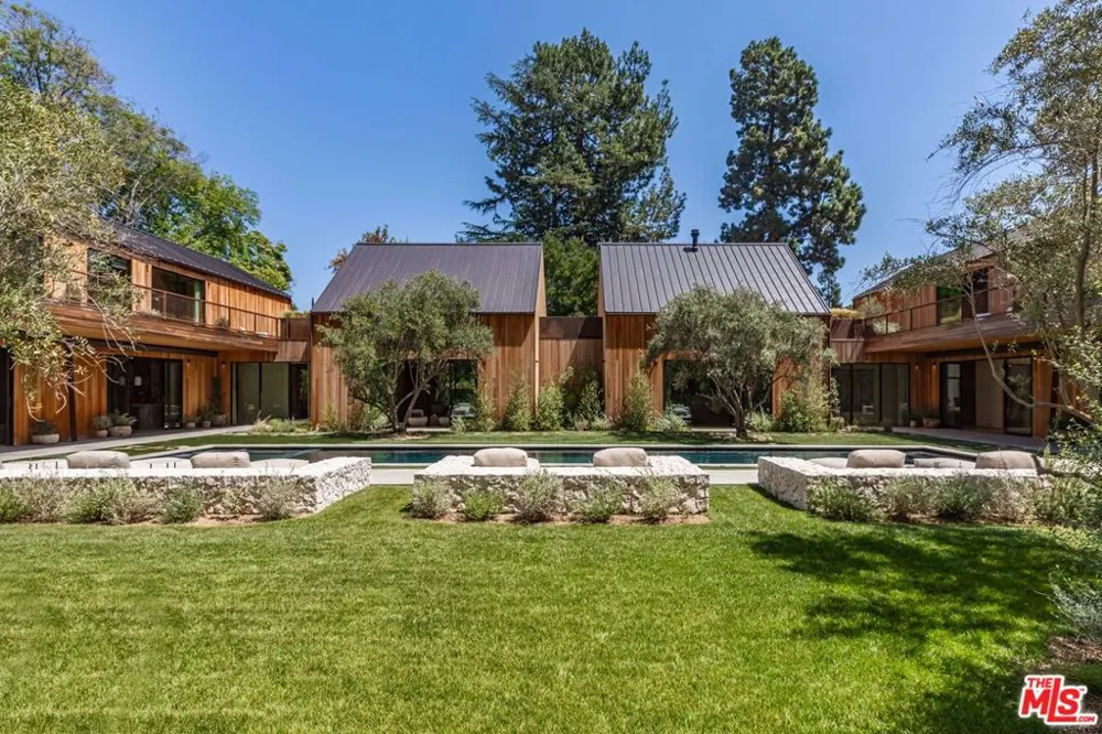 3405 Fryman Road Studio City, CA 91604