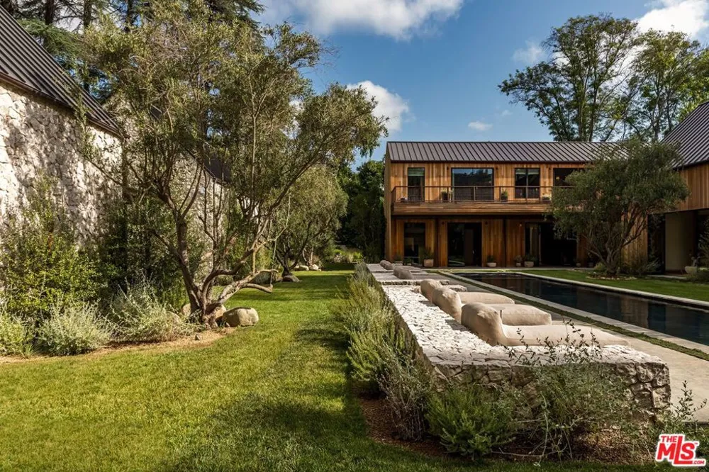 3405 Fryman Road Studio City, CA 91604