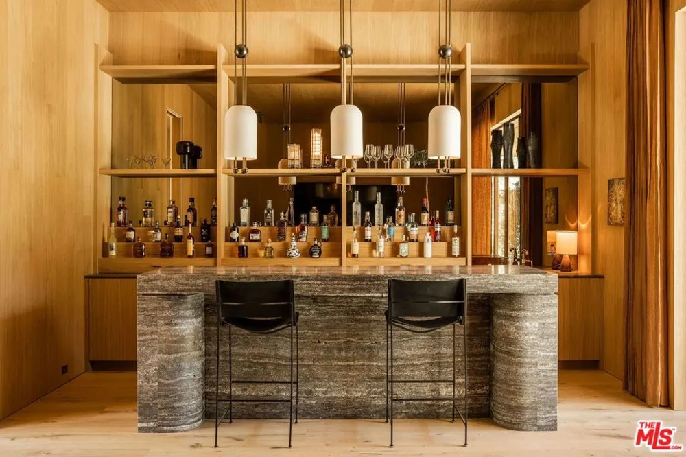 3405 Fryman Road Studio City, CA 91604