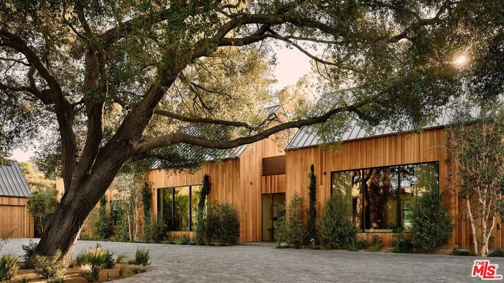 3405 Fryman Road Studio City, CA 91604