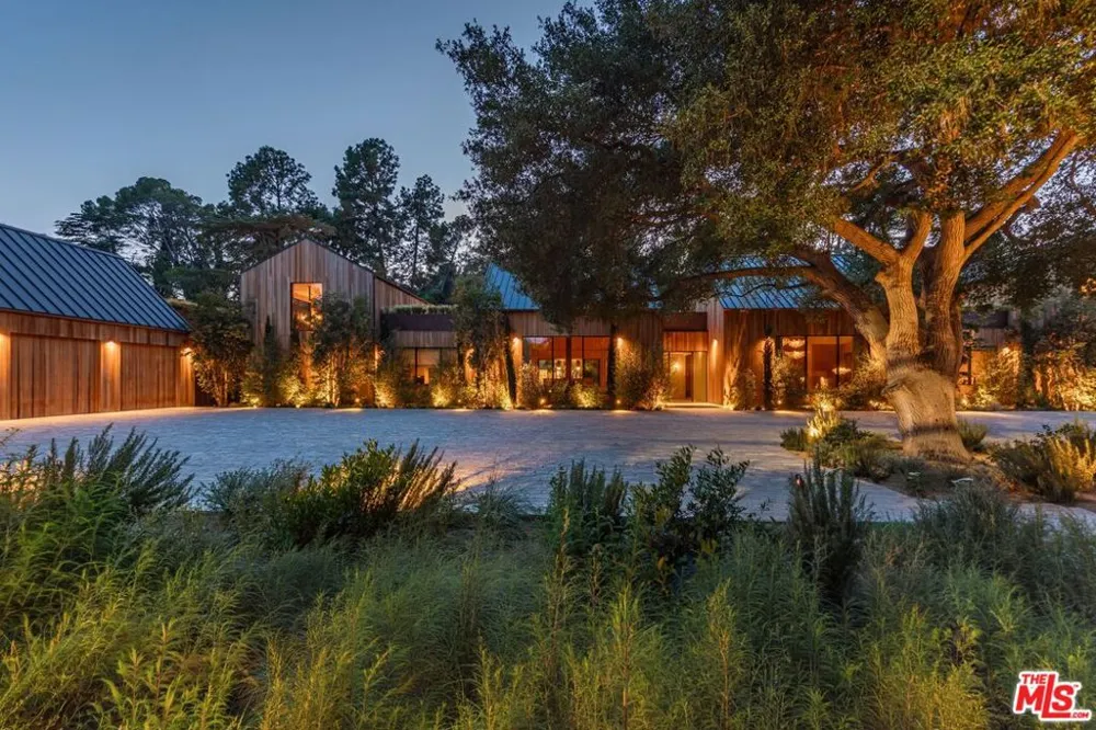 3405 Fryman Road Studio City, CA 91604