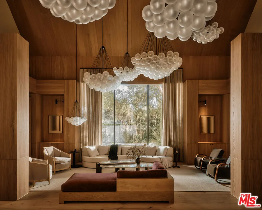 3405 Fryman Road Studio City, CA 91604