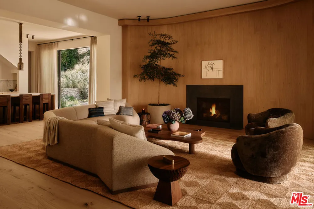 3405 Fryman Road Studio City, CA 91604