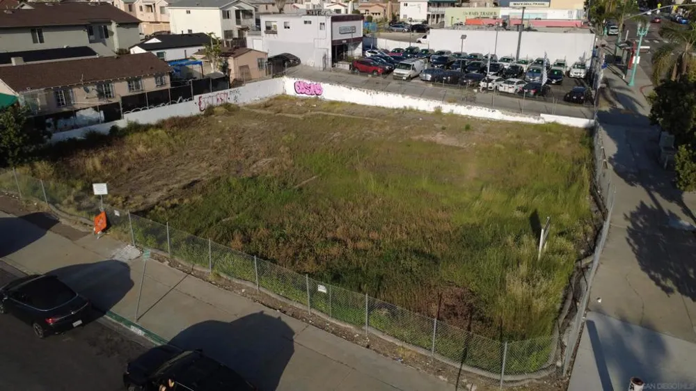 4904 el cajon blvd San Diego, CA 92115