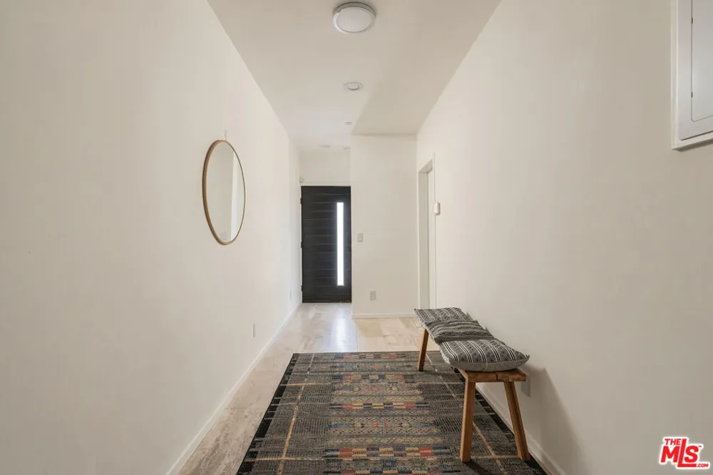 4136 Normal Avenue Los Angeles, CA 90029